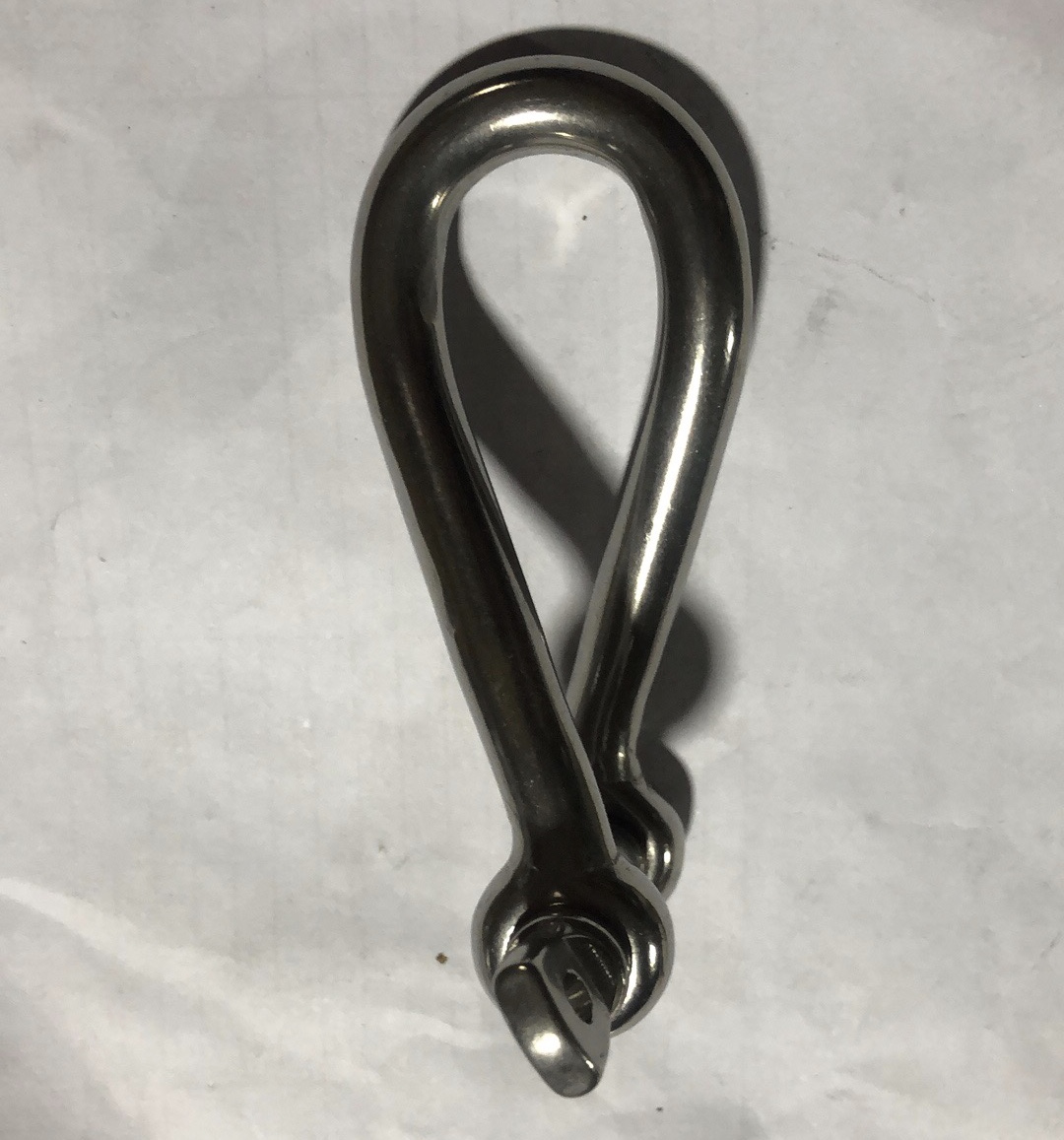 ART.17-4 STAINLESS STEEL TWIST SHACKLE